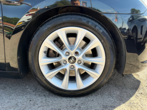 2014 Hyundai I40 1.7 Crdi Style Estate 5dr Diesel Auto Euro 5 (136 Ps) in Black — image 4