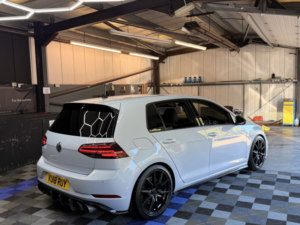 2018 Volkswagen Golf 2.0 Tsi R in Silver — image 4