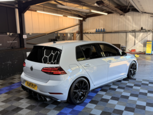 2018 Volkswagen Golf 2.0 Tsi R in Silver — image 5