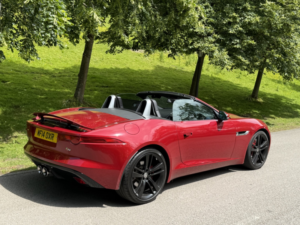 2014 Jaguar F-Type 3.0 V6 S in Red — image 3