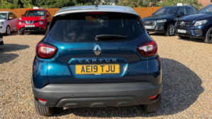 2018 Renault Captur 1.5 Dci Energy Iconic Edc Euro 6 (s/s) 5dr in Blue — image 5