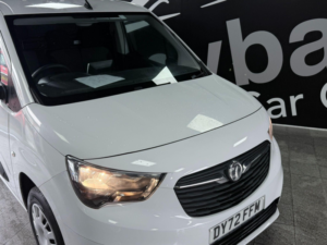 2022 Vauxhall Combo 1.5 Turbo D 2300 Sportive L1 H1 Euro 6 5dr in White — image 6