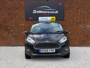 2016 Ford Fiesta 1.3 Zetec in Black — image 3