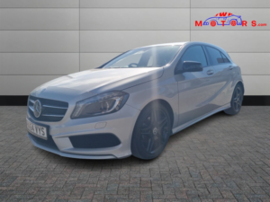 2014 Mercedes-Benz A Class 1.5 A180 Cdi Amg Sport in Silver — image 3