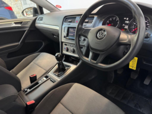 2013 Volkswagen Golf 1.2 Tsi Bluemotion Tech S Euro 5 (s/s) 5dr in Black — image 4
