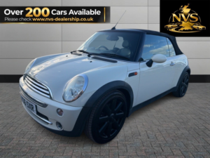 2006 MINI Convertible 1.6 Cooper Convertible in White — image 3