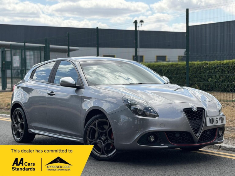 2016 Alfa Romeo Giulietta 1.4 Tb Multiair Speciale Euro 6 (s/s) 5dr in Grey — image 1