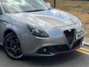 2016 Alfa Romeo Giulietta 1.4 Tb Multiair Speciale Euro 6 (s/s) 5dr in Grey — image 3