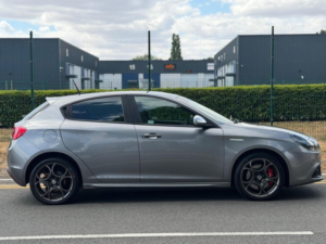 2016 Alfa Romeo Giulietta 1.4 Tb Multiair Speciale Euro 6 (s/s) 5dr in Grey — image 5