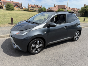2016 Toyota Aygo 1.0 Vvt-I X-Clusiv 2 in Grey — image 4