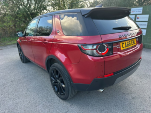 2017 Land Rover Discovery Sport 2.0 Td4 Hse Black in Red — image 6