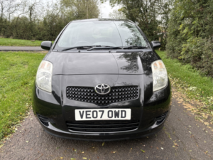 2007 Toyota Yaris 1.3 Vvt-I Zinc in Black — image 6