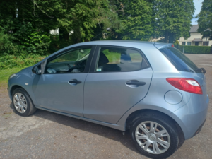2013 Mazda Mazda2 1.3 Ts in Blue — image 6