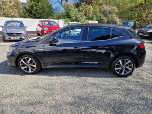 2017 Renault Megane 1.6 Dynamique S Nav Dci 130 in Black — image 4