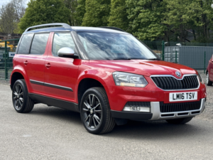 2016 Skoda Yeti 1.2 Tsi Se in Red — image 3