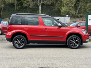 2016 Skoda Yeti 1.2 Tsi Se in Red — image 5