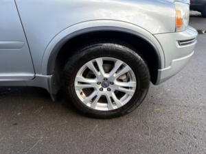 2013 Volvo Xc90 2.4 D5 Se Lux SUV 5dr Diesel Geartronic 4WD Euro 5 (200 Ps) in Silver — image 5