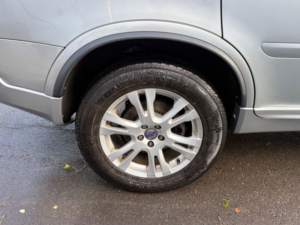 2013 Volvo Xc90 2.4 D5 Se Lux SUV 5dr Diesel Geartronic 4WD Euro 5 (200 Ps) in Silver — image 6