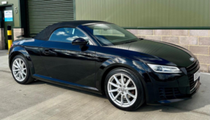 2015 Audi Tt 2.0 Tdi Ultra Sport Roadster Euro 6 (s/s) 2dr in Black — image 4