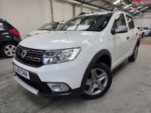 2019 Dacia Sandero Stepway 0.9 Stepway Comfort Tce 90 My18 in White — image 2