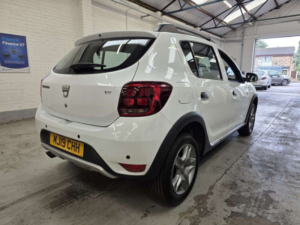 2019 Dacia Sandero Stepway 0.9 Stepway Comfort Tce 90 My18 in White — image 4