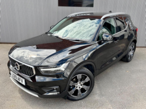 2019 Volvo Xc40 2.0 D3 Inscription Euro 6 (s/s) 5dr in Black — image 2