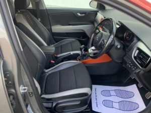 2018 Kia Stonic 1.6 Crdi First Edition 5-Door in Grey — image 5