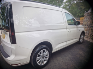2022 Volkswagen Caddy 2.0 Tdi C20 Commerce Pro in White — image 4