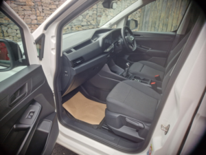2022 Volkswagen Caddy 2.0 Tdi C20 Commerce Pro in White — image 6
