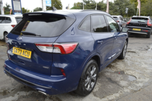 2023 Ford Kuga 2.5 Kuga St-Line Edition 5 Door 2.5l Duratec PHEV 225ps Fwd CVT Automatic in Blue — image 2