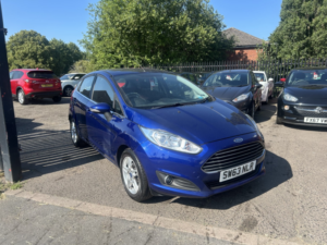 2014 Ford Fiesta 1.0 T Ecoboost Zetec in Blue — image 3