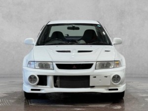 1999 Mitsubishi Lancer 2.0 Evo Vi Gsr 4dr in White — image 5