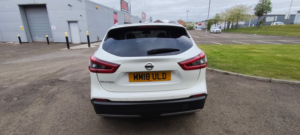 2018 Nissan Qashqai 1.6 Dci N-Connecta SUV 5dr Diesel Xtron Euro 6 (s/s) (130 Ps) in White — image 4