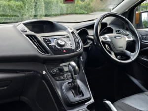 2015 Ford Kuga 2.0 Tdci Titanium SUV 5dr Diesel Powershift AWD Euro 6 (s/s) (180 Ps) in Orange — image 2