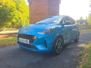 2020 Hyundai I10 1.2 Premium Auto Euro 6 (s/s) 5dr in Blue — image 3