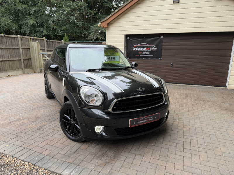 2014 MINI Paceman 1.6 Cooper Paceman in Black — image 1
