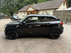 2014 MINI Paceman 1.6 Cooper Paceman in Black — image 4