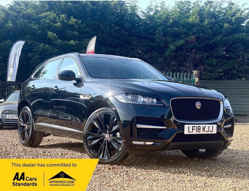 2018 Jaguar F-Pace 2.0 D180 R-Sport Auto AWD Euro 6 (s/s) 5dr in Black — image 1