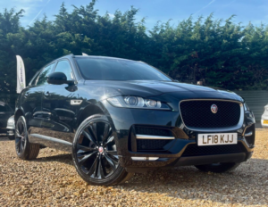 2018 Jaguar F-Pace 2.0 D180 R-Sport Auto AWD Euro 6 (s/s) 5dr in Black — image 3