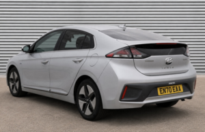 2021 Hyundai Ioniq 1.6 Ioniq Hev Prem Se 1.6 Gdi My20 in Silver — image 3