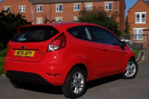 2015 Ford Fiesta 1.25 Zetec Euro 6 3dr in Red — image 6