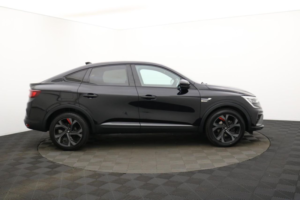 2022 Renault Arkana 1.6 E-Tech R.s. Line SUV 5dr Petrol Hybrid Auto 2WD Euro 6 (s/s) (145 Bhp) in Black — image 2