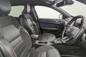 2022 Renault Arkana 1.6 E-Tech R.s. Line SUV 5dr Petrol Hybrid Auto 2WD Euro 6 (s/s) (145 Bhp) in Black — image 3