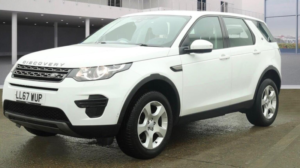 2017 Land Rover Discovery Sport 2.0 Ed4 Se Euro 6 (s/s) 5dr (5 Seat) in White — image 3