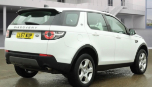 2017 Land Rover Discovery Sport 2.0 Ed4 Se Euro 6 (s/s) 5dr (5 Seat) in White — image 5