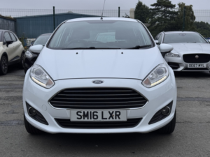 2016 Ford Fiesta 1.0 T Ecoboost Zetec in White — image 5