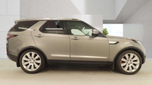 2017 Land Rover Discovery 3.0 Td V6 Hse Luxury Auto 4WD Euro 6 (s/s) 5dr in Silver — image 5