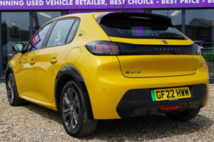 2022 Peugeot E-208 50kwh Allure Auto 5dr in Yellow — image 2