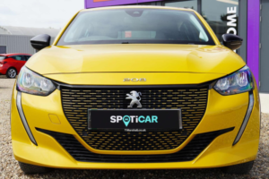 2022 Peugeot E-208 50kwh Allure Auto 5dr in Yellow — image 5