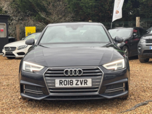 2018 Audi A4 2.0 Tdi Ultra Sport Euro 6 (s/s) 4dr in Blue — image 5